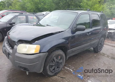 2004 Ford Escape Xls z USA, uszkodzony, nr VIN 1FMYU92104DA07171